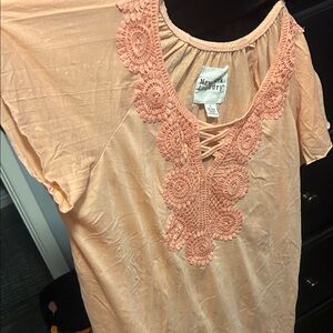 New York Laundry Coral Lace Accent Blouse